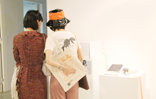 OUT OF THE BOX | 在畢業展的開幕式上都發生了啥