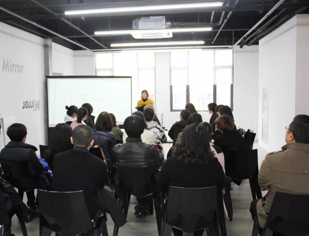 10: 00  教學主管向大家介紹考試流程