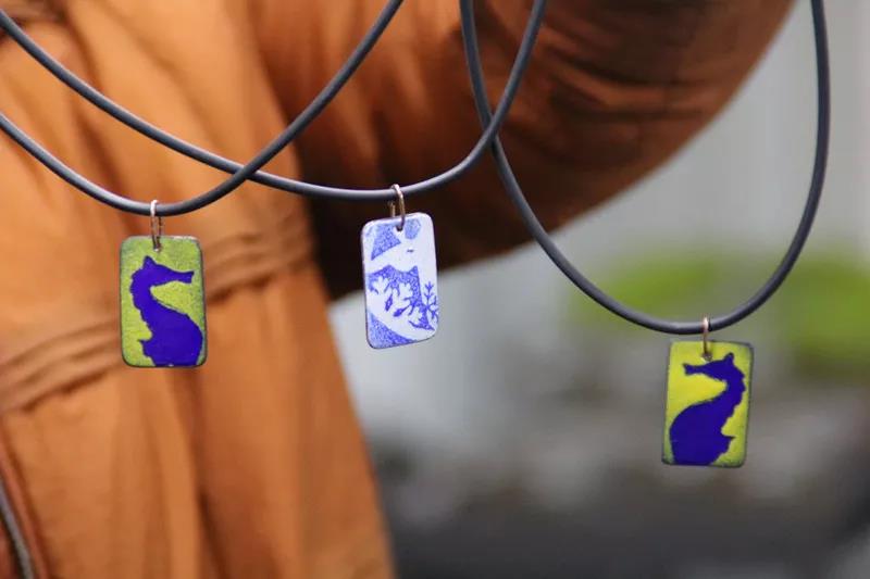 13: 30  考生家長體驗琺瑯制作