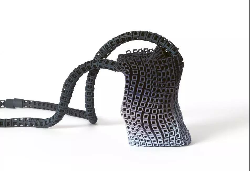 CONTAINING GRID #2，NYLON, INK，2016