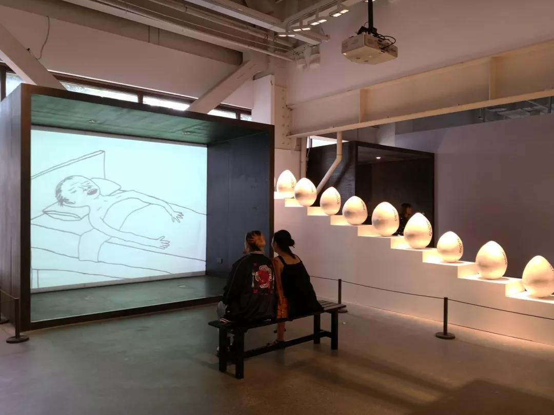 第一次外出看展