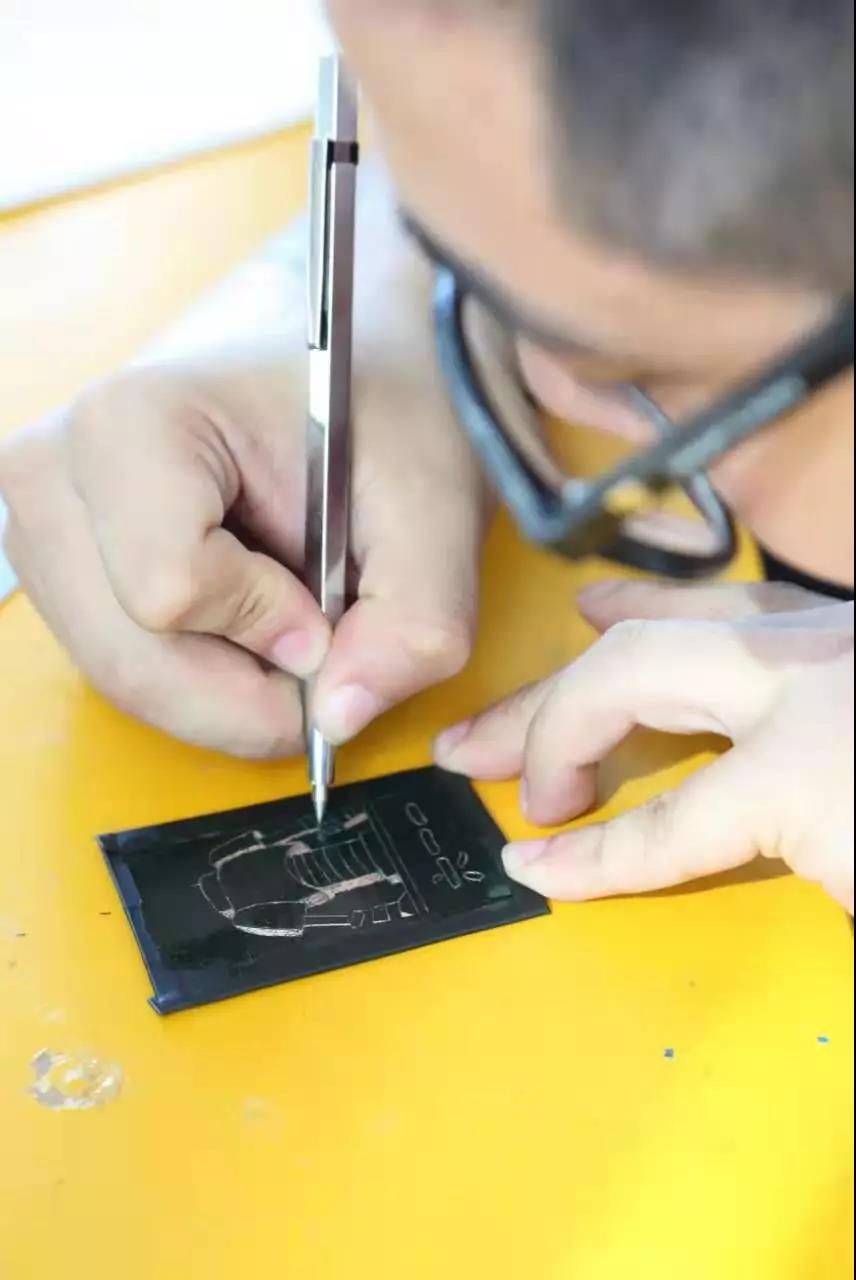 涂保護層+繪制圖案