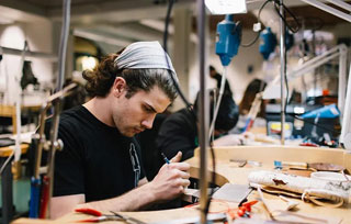 拿下英國最高皇家榮譽的伯明翰珠寶學院，真的那么難進嗎？