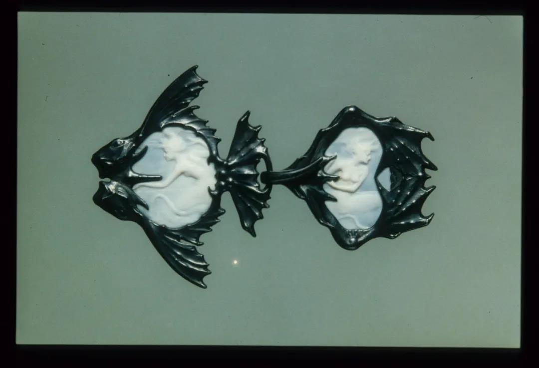 Buckle  Silver and ivory  Ren&eacute; Lalique