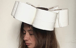 疫情之下，首飾藝術(shù)家們?cè)谧鍪裁矗?/></div>
    <span id=